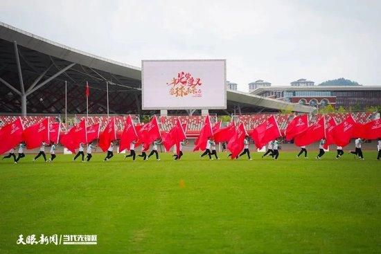 韩国名导朴赞郁首部执导的片子，1992年《月亮是太阳的梦》讲述一对同父异母兄弟为了一位女子周旋于黑道的故事，影片从时尚摄影师夏英（宋承焕饰）在一次机缘偶合下在红灯区赶上了弟弟无勋（Lee Seung Chul饰）起头，无勋因恋上黑帮头子的女人恩珠（Nah Hyun Hee饰）而决议逃脱，却被帮派抓归去。为了玉成弟弟的恋爱，夏英借以恩珠担任时装模特而解脱黑帮的节制，另外一体例，无勋为了她承诺老板往做杀手……